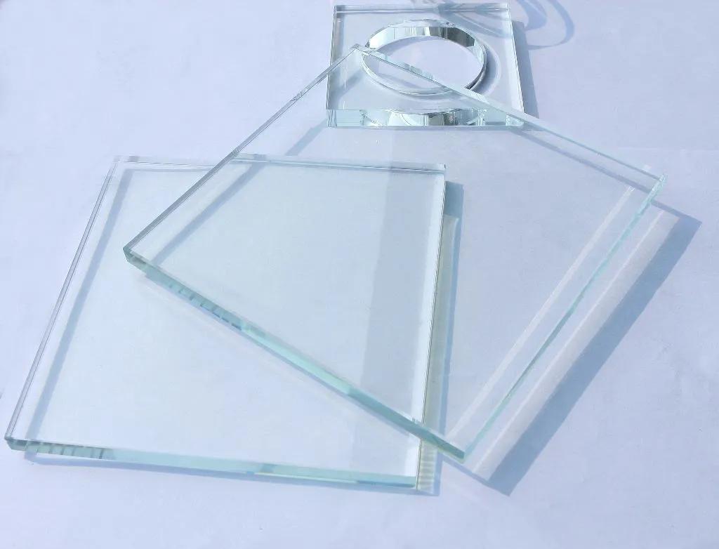 Ultra white glass