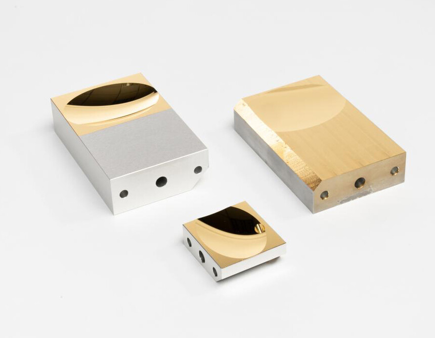 gold reflector