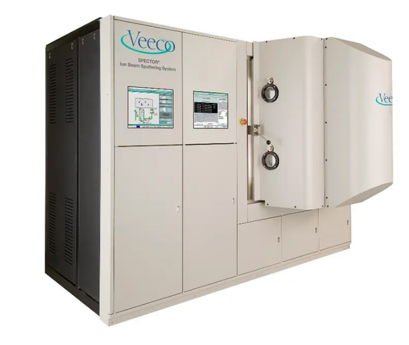 Double ion beam sputtering coating machine 1